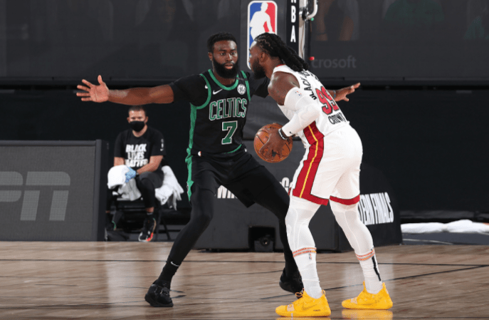  巴特勒准绝杀定乾坤，热火客场险胜步行者保东部第五